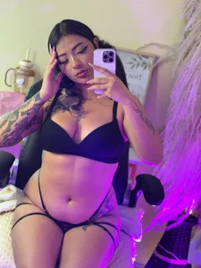 janetteJones_ Vibe pink 사진 2