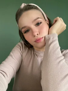 TaiteBayles little home photo session Pic 4