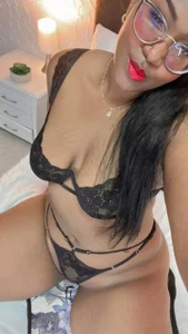 FORBIDDEN DESIRE ☁️ de Sarah_Jonnes_ Foto 3