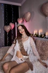 Undertheskin Happy Birthday to Me (sweet 24) Pic 5