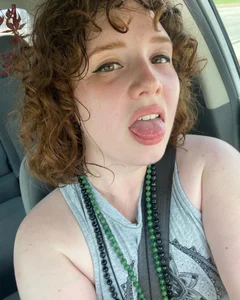 Thiccums-the-Goddess's photo