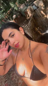 vane_lopez_ sunny day 💥 사진