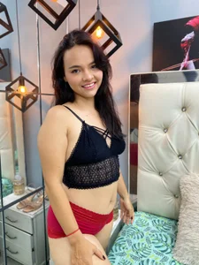 Lisa_sinclair LISA SINCLAIR 🌸 صورة واحدة|Lisa_sinclair LISA SINCLAIR 🌸 صو رتان|Lisa_sinclair LISA SINCLAIR 🌸  5 صور|Lisa_sinclair LISA SINCLAIR 🌸  5 صورة