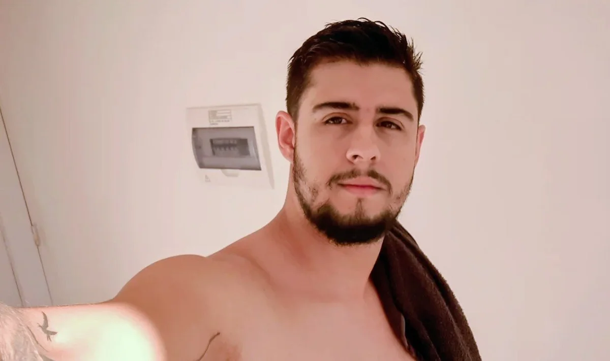 ryan_evannss 热门图片 8276