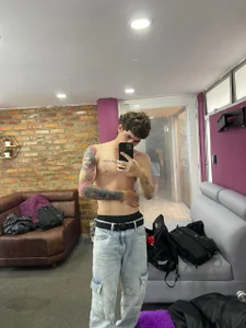 Handsomeboyss19 Public Foto 9