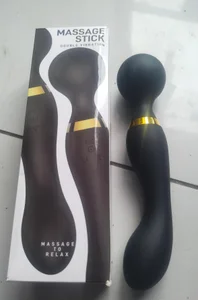 Sexyy_hott_coupleのToysの枚の写真