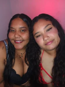 VaneandRossy 🥵 Gambar 2