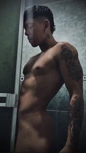 AlamJams Shower sexy Immagine  3