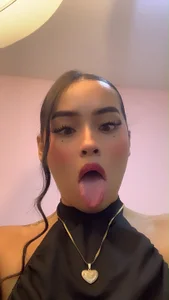 ZoehMiller_ Public 사진