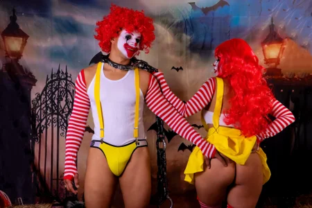 rousse_coup lovers of chaos 🤡 Pic 5