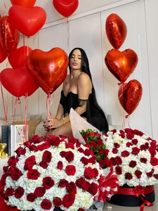 valerietnt Love flowers Pic 4