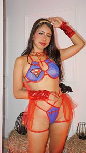 CaterinaRomano Warning: this hero plays dirty 😈💥🎃 Pic 4