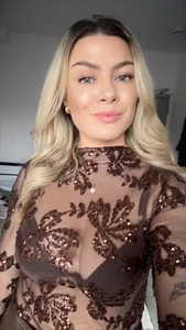 AmeliaUnlocked's XXX Nude Photo 4