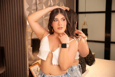 BellaConti1 Public Pic 5