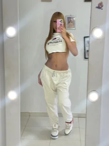 LisaHadidd Public 圖片 6
