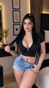 mia od kim_and_mia_oficial  snímek