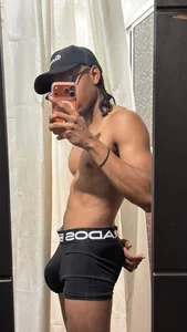 dereck_savage sexy bulge Pic 2