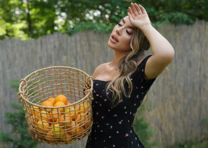 BabesGoWild Girls Gone Wild - Fruits, Milk & Naughty Play Kuva 7