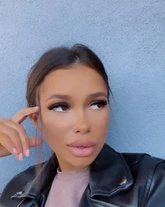 Selena_Reeves Public зображення 3