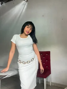 valeria_martinez19 cute white 🤍 Bilde 3