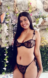 NaylaAbadi Public Εικόνα 6