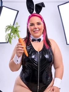 kiara_scottt I am a sexy bunny зображення 6