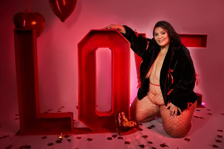 SelennaCooper Lovely Girl Pic 5