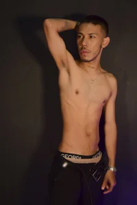 Black Time de Aronxxs  4 photos