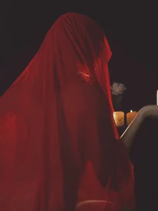 Meganlux1 Mystery? Pic