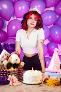 kristen_tayMy Birthday图片 2