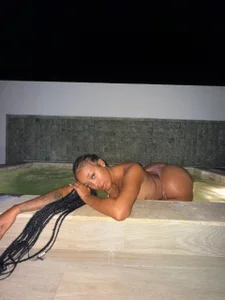 Remi2freaki Lil tease 🥵💖 圖片