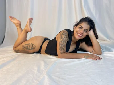 Sasha_Bellucci1 Public টি ছবি