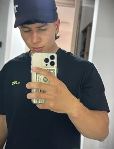JordanMiller_ Public зображення 4