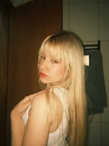 Public de CoreenSchmeling  2 photos