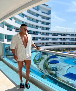 Biscuit_oliva breach Pic 5