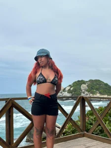 I saw the sea, guys!🌊🦀 de Cat__Moon__  Imagens