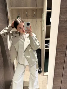 JoycelynUrion Like صورة واحدة|JoycelynUrion Like صورتان|JoycelynUrion Like  صور|JoycelynUrion Like  صورة