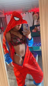 Samara_Homescapes under a spider you will find the best 🕸️🕷️ Pic