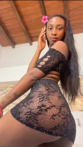 NicholScully kullanıcısının Sexy skin color🥵🔥🌸 albümü -  3 fotoğraf