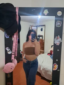 Zafira_ A VERY PHOTOGRAPHIC GIRL 😏 Pic 3