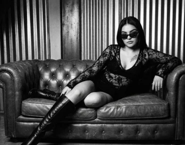 Violeta_and_Charlie Feed 사진 5