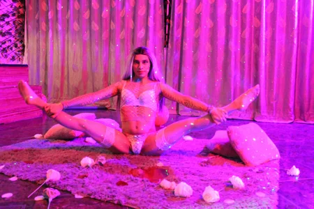 Sophiehuntress sweet desire Pic 2