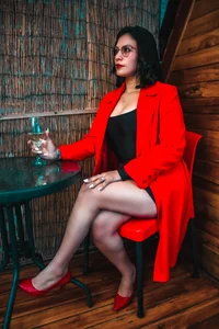 A Cup? 🍸 od Sofia_Convers  2 snímek