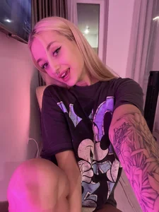 _Kiss_me_hard_ Public Foto 8