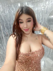 LeilaAngels Public Pic 3