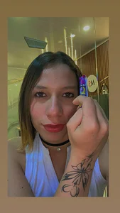 🤗 de Geminis_m Foto 2