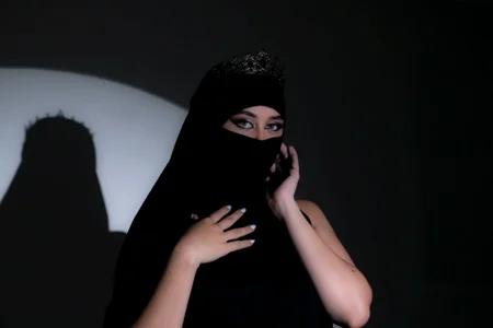 iiris_ 🎉 Happy birthday to me! Today brightly more than ever, I feel naughty, divine slika 3