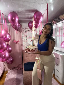 AnnaRosse1 kullanıcısının HBD 🎂 21 albümü -  2 fotoğraf