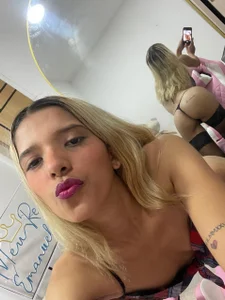 Aleja_oficial Public 사진 2