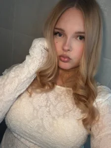 new outfit de bigbabyboobs  3 Imagens